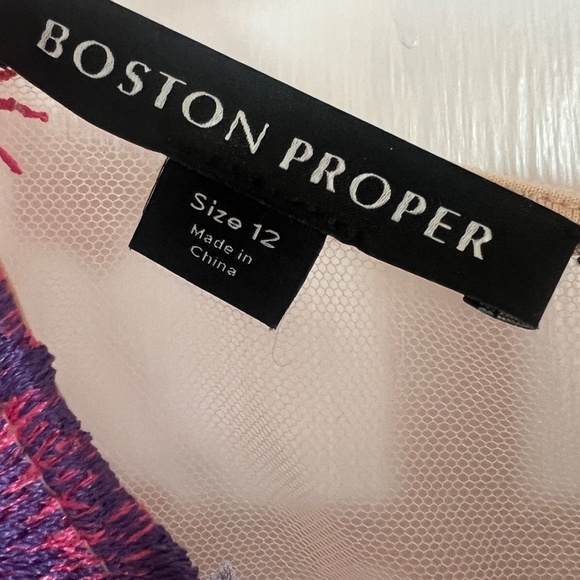 TURN HEADS IN THIS GORGEOUS FLORAL LACE SHEATH DRESS: Size 12 w/ matching jacket - Picture 3 of 6